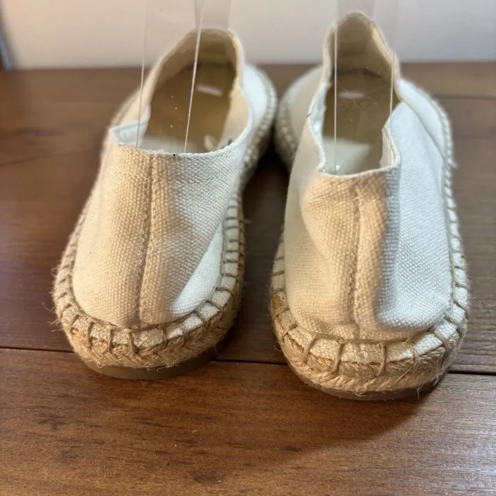 NWOT Urban Outfitters Off White Espadrilles Flats Womens Size 6